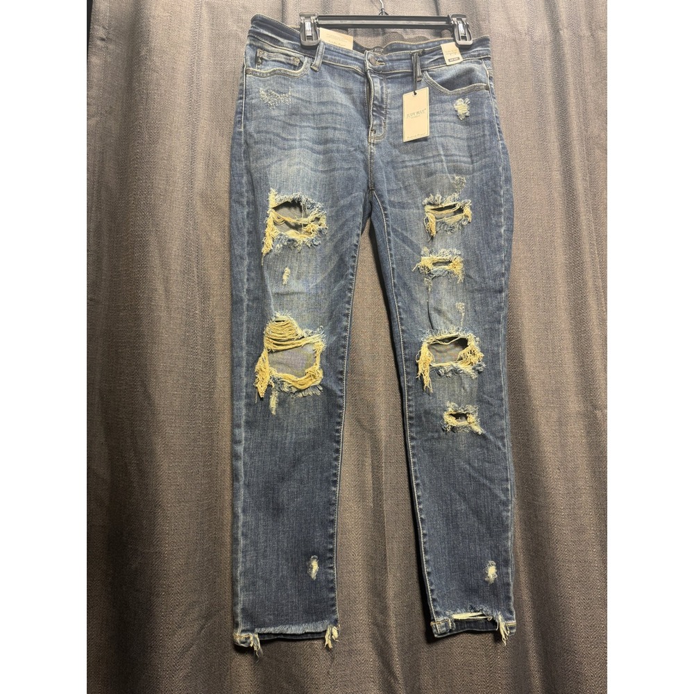 Judy Blue Distressed Ankle Skinny Jeans Ripped Holes‎ Mid Rise Denim Size 13/31